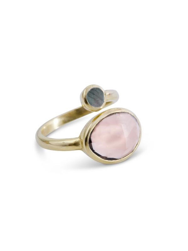 Pure Anya Ring med rosenkvarts och guldplätering.